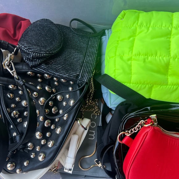 Designer purses bundle - Picture 3 of 16